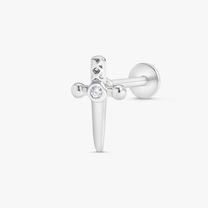 Schlichter Piercing-Ohrring mit flacher Rückseite und Kreuz-/Schwertmotiv