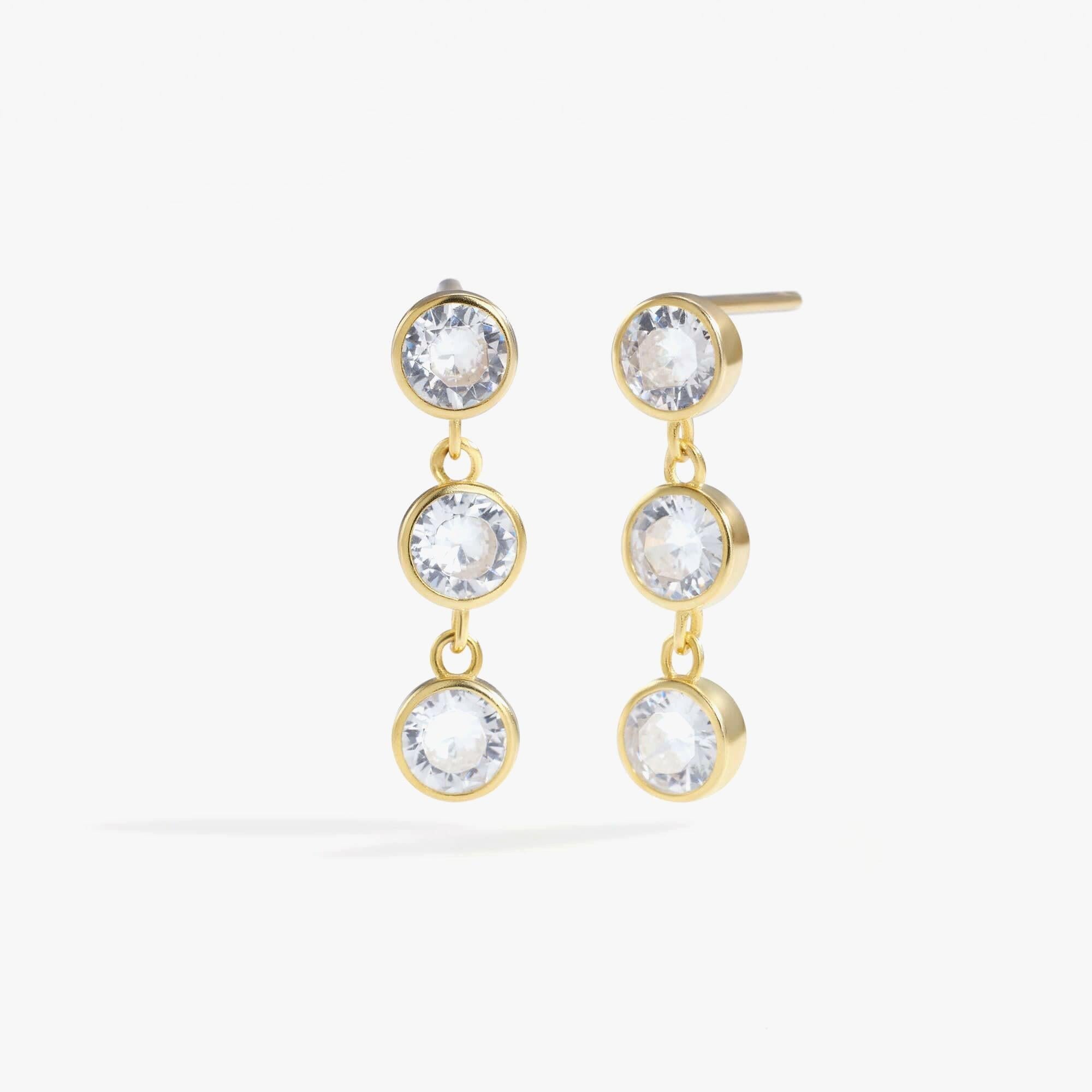 ピアス [wingbling] Erica Pearl Drop One Touch Earrings wingbling] Erica Pearl Drop One Touch Earrings ピアス
