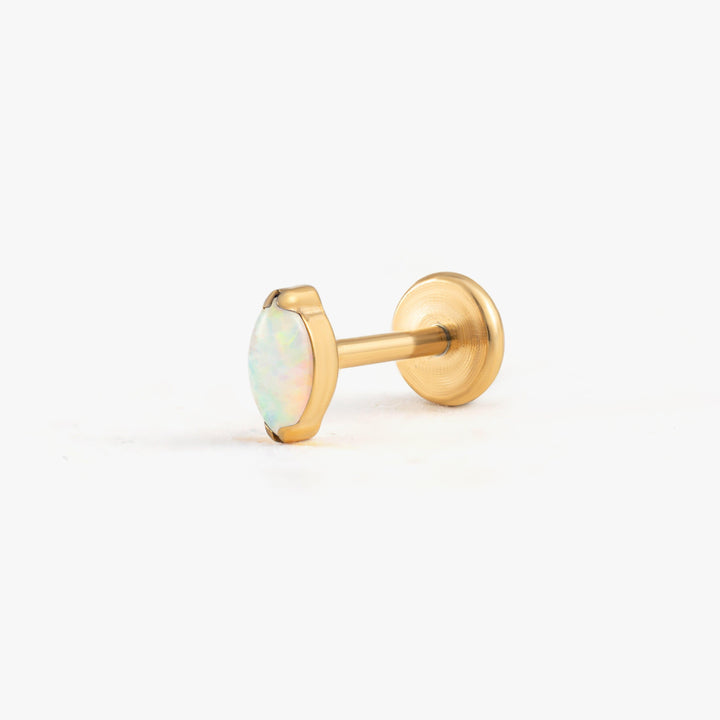 Boucle d'oreille piercing petite opale blanche marquise