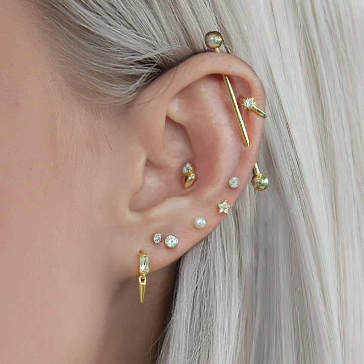 Boucle d'oreille à punaise en cristal 3A CZ de plusieurs tailles