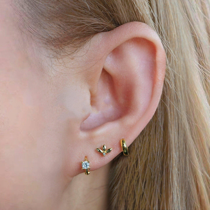 Boucle d'oreille piercing triple marquise unie à dos plat